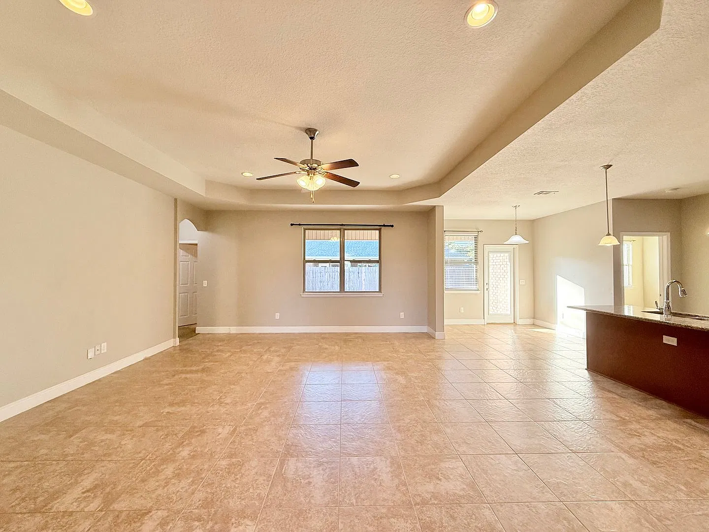 Spacious 5-Bedroom Home — Photo 2