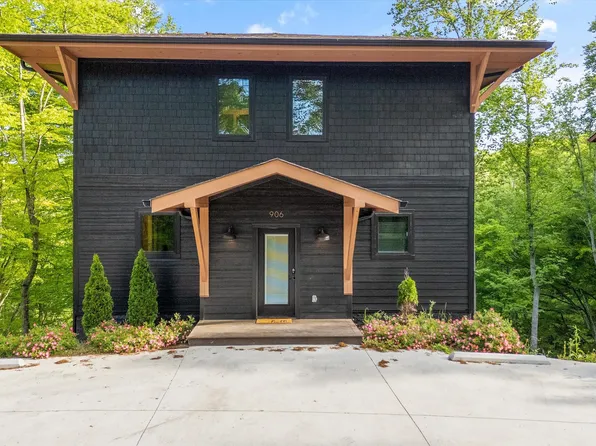 906 Saddle Creek Way, Sevierville, TN 37862