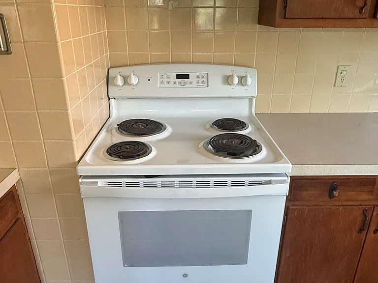 6113 Red Arrow Hwy #A — Photo 8
