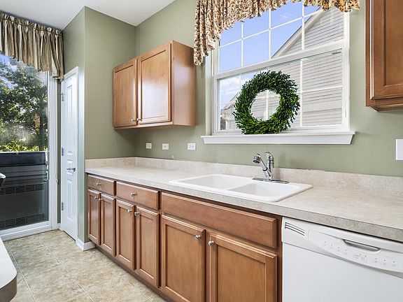 5th image of 1518 Countryside Dr