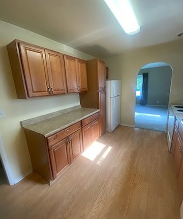 5th image of 1736 Avenue F