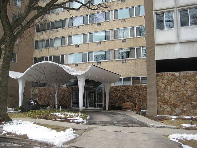 1st image of 151 N Kenilworth Ave APT 3A
