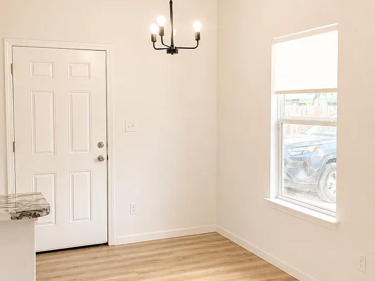 5857 Mayo Dr — Photo 23