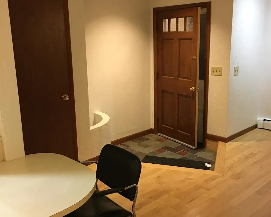 Private Entrance