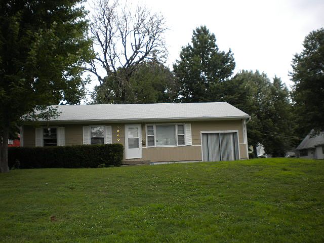 1st image of 1800 S Rankin Dr