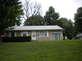 1800 S Rankin Dr, Independence, MO 64055