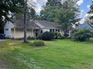 21 Pleasant St, Northborough, MA 01532