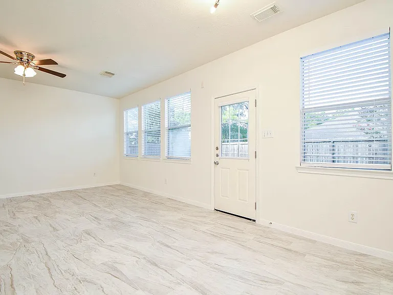 5607 Stonecloud Ln — Photo 18