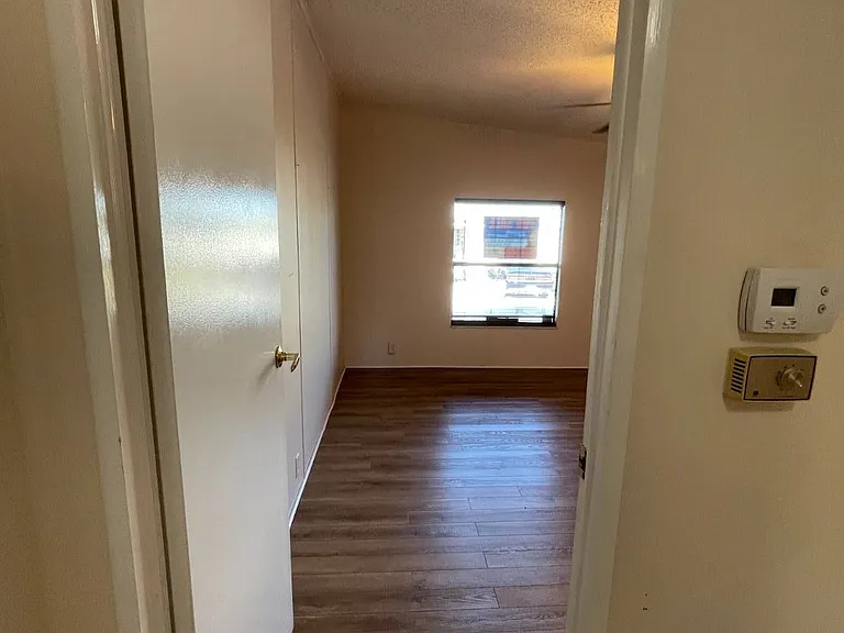 407 Whisper Oaks Dr #407 — Photo 46
