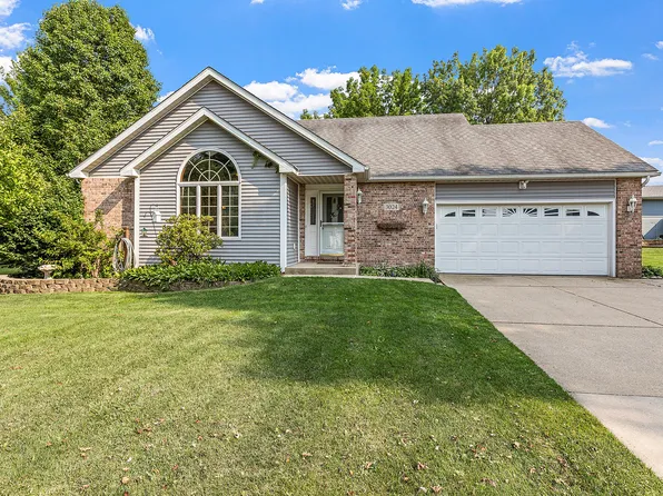 3024 Sunrise Dr, Crown Point, IN 46307