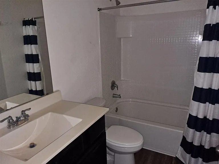 225 Rainey Dr — Photo 11