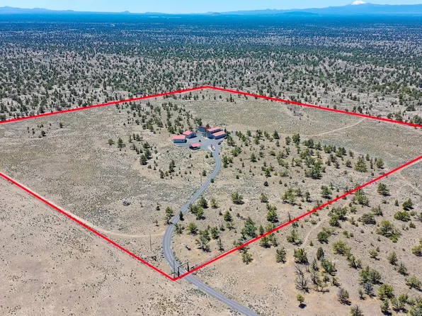 12213 SW Ranch Rd, Powell Butte, OR 97753