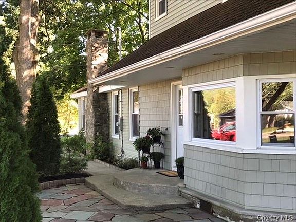 2nd image of 53 Linden Ave