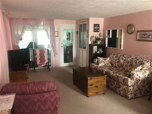5th image of 8883 44th Ave N #121