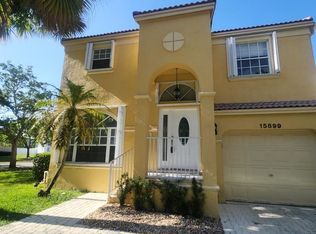 15899 NW 5th St, Pembroke Pines, FL 33028
