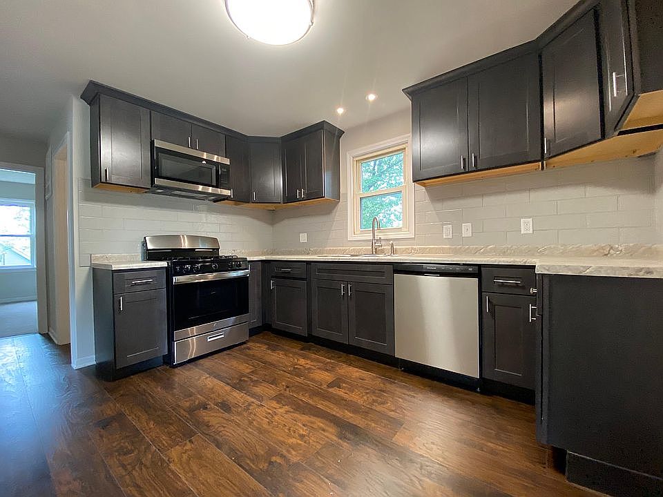 160 N Chase Dr B, Crown Pt, IN 46307 Zillow