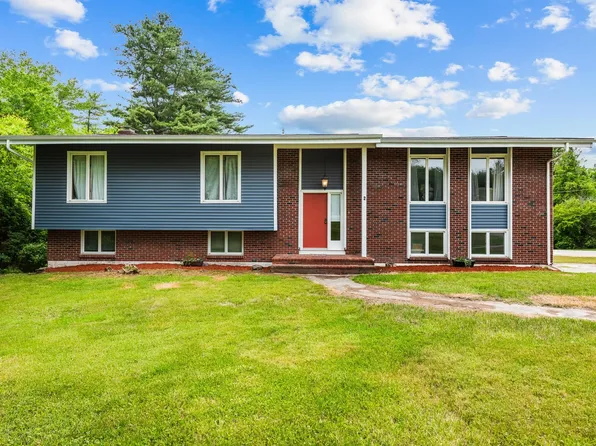2 Parker Drive, Hudson, NH 03051