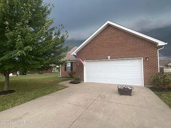 5th image of 132 Eagle Feather St