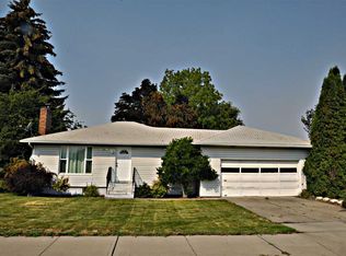 2003 N Barker Rd, Greenacres, WA 99016