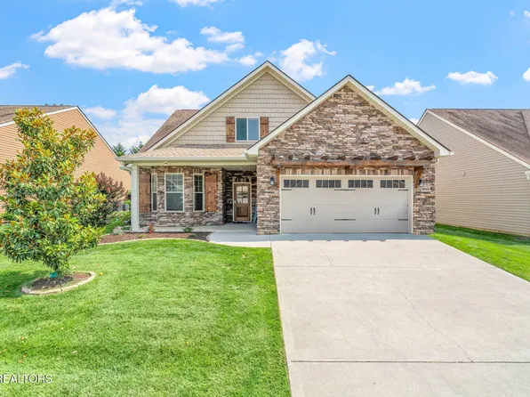 12084 Woodhollow Ln, Knoxville, TN 37932