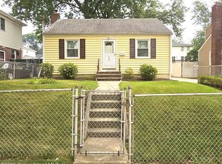 144 Hereford St, Staten Island, NY 10308