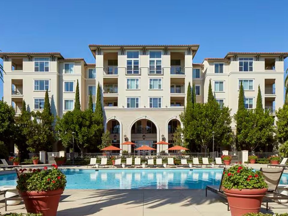 1st image of 3507 Palmilla Dr #4