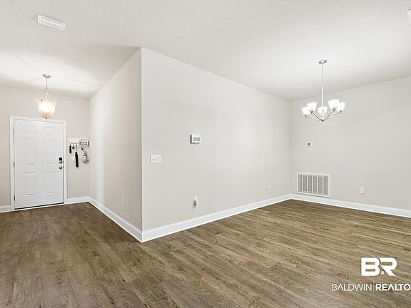 5th image of 9558 Amethyst Dr