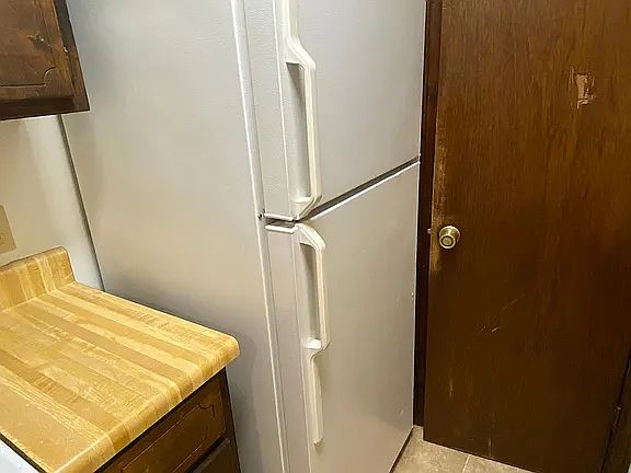 4th image of 463 Stara Cir