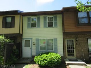 588 Peachview Ln, Duncansville, PA 16635