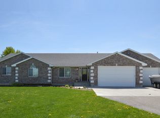 4574 E Majestic View Dr, Ammon, ID 83406