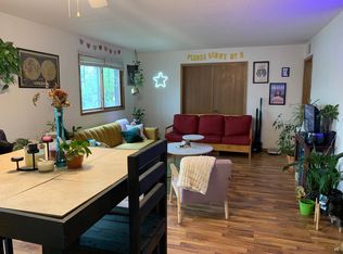 802 Westwinds Dr APT 4, Iowa City, IA 52246