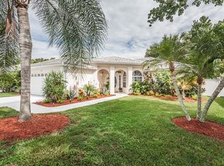 1707 Bermuda Ct, Safety Harbor, FL 34695