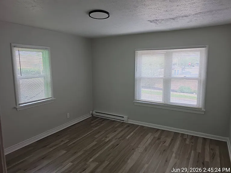 4106 Lee Rd — Photo 37