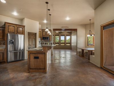 12 Estancia Ct, Santa Fe, NM, 87506