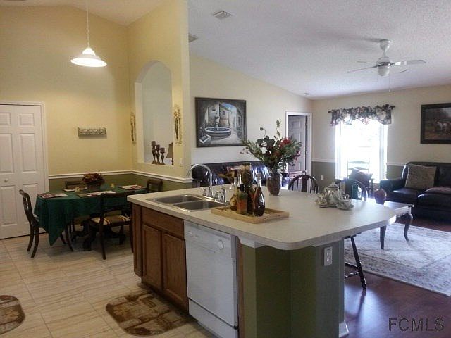 2nd image of 89 Pine Circle Dr