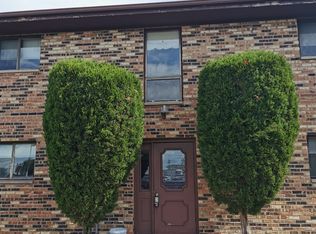 16640 Crescent Ave #2W, Tinley Park, IL 60477