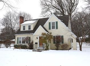 182 Commodore Pkwy, Rochester, NY 14625