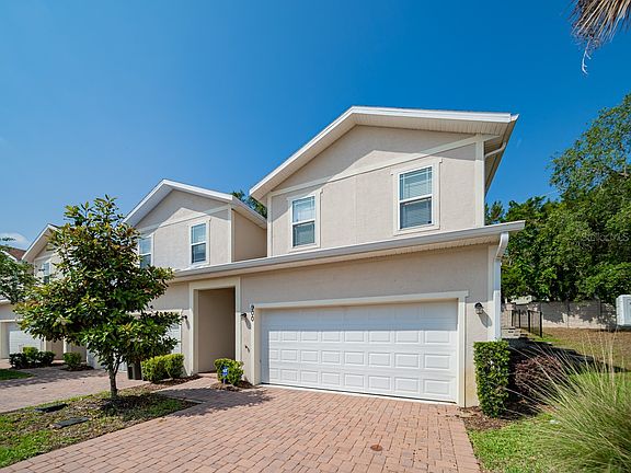 2nd image of 900 Lakefront Village Dr