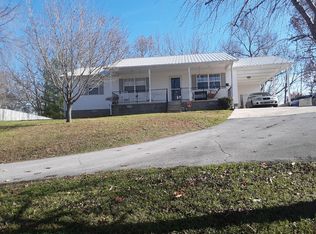 165 Possum Hollow Rd, Dowelltown, TN 37059