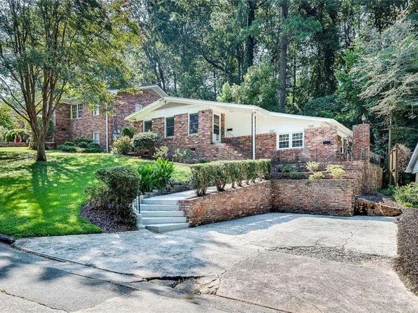 801 Marstevan Dr NE, Atlanta, GA 30306
