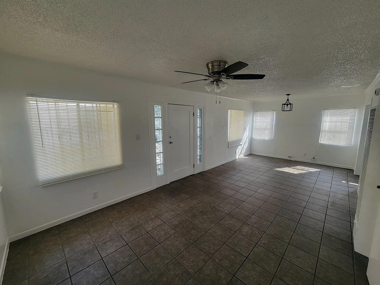 1 bed, 750 sqft, $2,195 — Photo 3