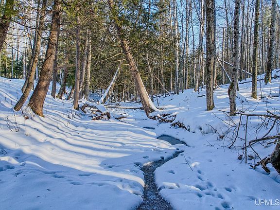 3rd image of 5275 Chaison 23.5 Rd