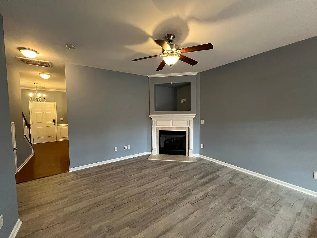 3 bed, 1536 sqft, $1,850 — Photo 4