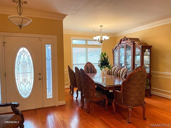 5th image of 10781 Bent Brook Dr
