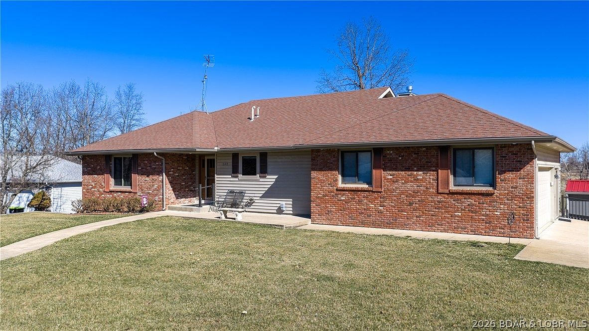 202 Eagle Ave