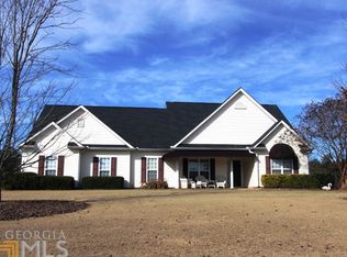 235 Meadows Dr, Senoia, GA 30276