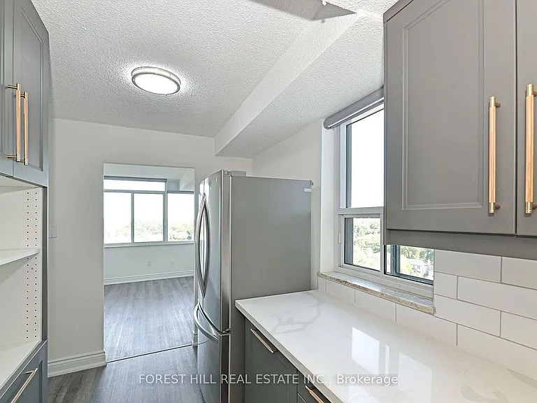 3000 Bathurst St #1205 — Photo 3