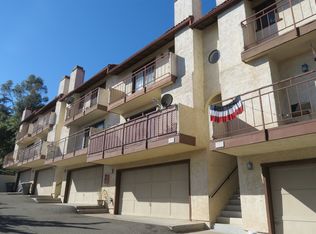 719 Franklin Ln, Vista, CA 92084