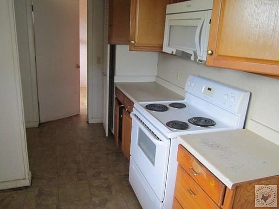 5th image of 2020 Fm 1840