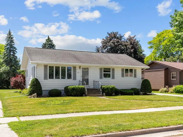 606 Bragg St, Fond Du Lac, WI 54935